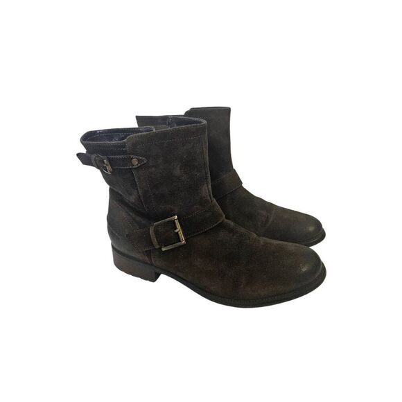 Clarks brown suede booties with side zipper.  Size 9.5. - Picture 1 of 6